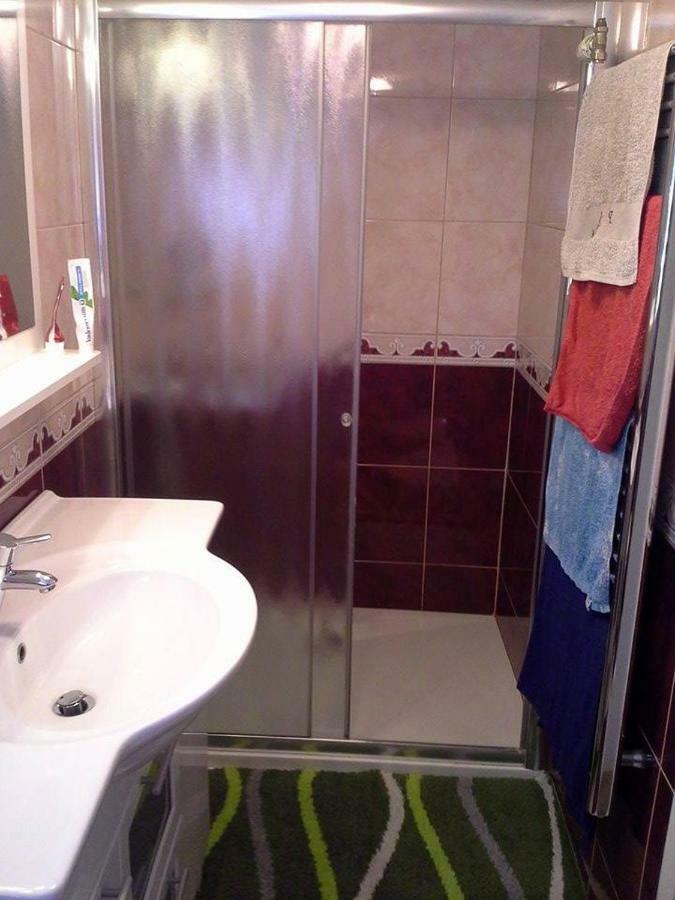 Apartma Pr' Vok 勒什 外观 照片